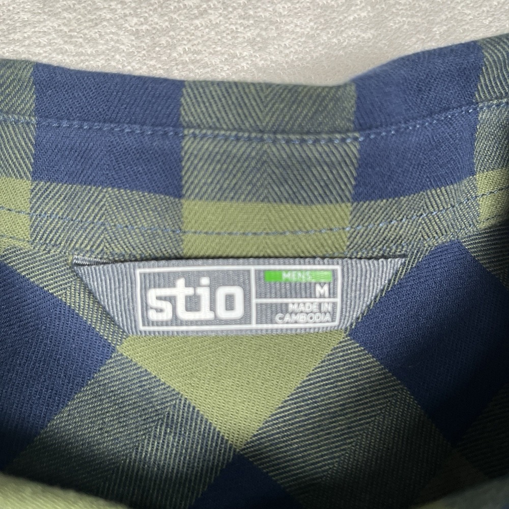 Stio Mens Medium Flannel Shirt Green Blue Buffalo Plaid Organic Cotton Stretch - Picture 3 of 9